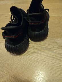 Adidas Yeezy Boost - 4