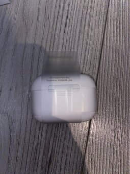 Apple AirPods 2nd Pro - 4