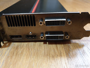 ATI Radeon HD8500 - 4