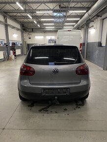 Golf 5 - 4