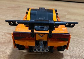 - - - LEGO Technic - Chevrolet Corvette ZR1 (42093) - - - - 4