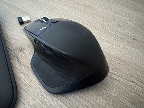 Logitech MX master + klávesnica k800 - 4