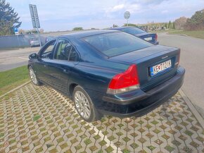 Volvo S60 - 4