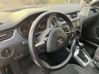 Skoda Octavia Combi 2019 1.6Tdi DSG 7 - 4