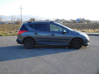 Peugeot 207 sw 1,4 benzín - 4