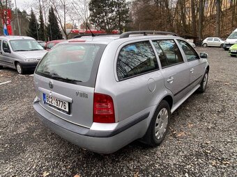 Škoda Octavia Combi 1.6i 75kW tempomat klimatizace 2008 ČR - 4