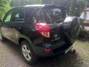 Toyota RAV 4 - 4