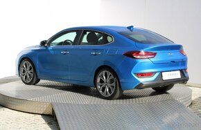 HYUNDAI i30 Fastback Style 1,4 T-GDi 103 kW A/T - 4