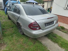 Rozpredam Mercedes-Benz E 270 - 4