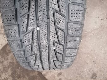 215/45r16 - 4