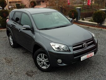 TOYOTA RAV4  2.2 D 4x4 AUTOMAT 141tis km, TOP VYBAVA - 4