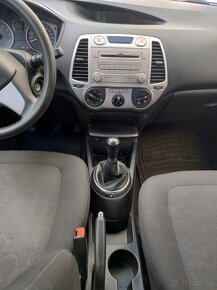 Predaj Hyundai i20, benzín, r.v. 2012 - 4