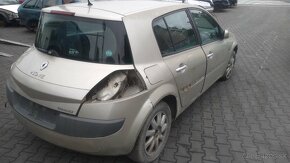 Lacno rozpredám na NÁHRADNÉ DIELY Renault Megane II - 4