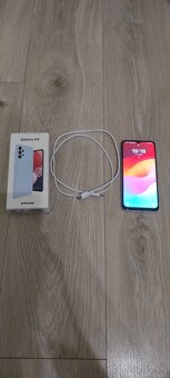 Samsung Galaxy a 13 //4 GB RAM - 128 GB SSD\\ - 4