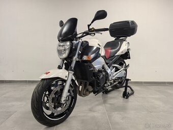 Suzuki GSR 600 - 4