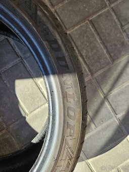 235/40 R18 - 4