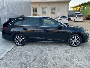 REZERVOVANE ŠKODA OCTAVIA 4 IV 1.5Tsi 2/2022 Benzin-dsg - 4