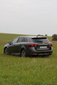 Toyota Avensis - 4