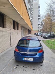 Opel  Astra H. 1.7 Dizel.  r.v. 2010 - 4