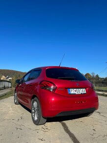 Peugeot 208 1.2 PureTech - 4