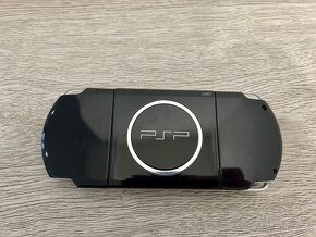 PSP Slim a Lite Piano Black + Prislusenstvo - 4