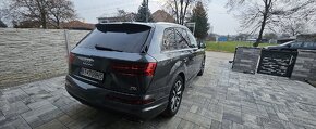 Audi Q7 3.0 Tdi Black edition S-line - 4