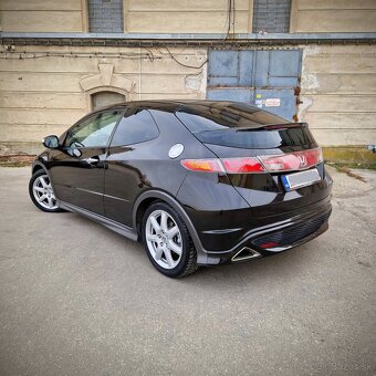 Honda Civic 1.8i-VTEC TypeS 8g - 4