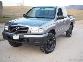 predám B2500 4x4,80kw r.v.2005,2,5td,ako ford ranger - 4