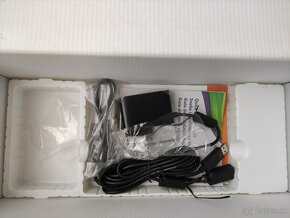 Microsoft Xbox 360 Kinect Sensor - 4