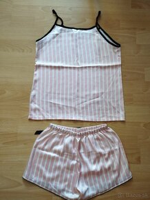 Ružové letné pyžamo Shein - 4