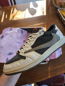 Nike Travis Jordan 1 Low Dark Olive - 4