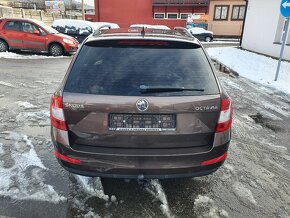 ŠKODA OCTAVIA COMBI 1.6 TDI 77KW ELEGANCE - 4