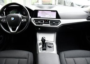 BMW Řada 3 320d xD ACC AT NAVI NEZ.TOP ČR 140 kw - 4