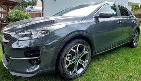 KIA XCeed 1.5 T-GDi Platinum - 4