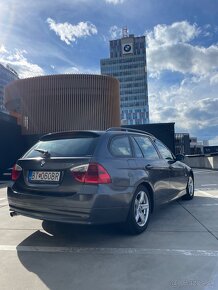 Predám BMW 320d - 4