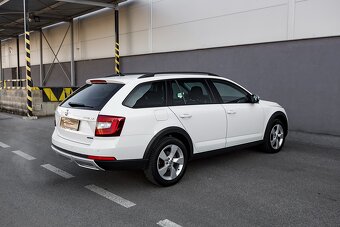 Škoda Octavia Combi SCOUT 2.0TDI 110kW DSG7 4x4 03/2019 - 4