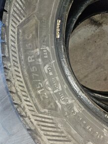 Zimne pneu 215/75 r16c barum - 4