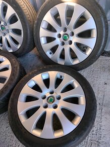 4ks alu disky orig. Škoda 5x112 R17 pneu 225/45 R17 - 4