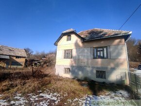 NOVÁ NIŽŠIA CENA  Priestranný rodinný dom v pôvodnom stav - 4