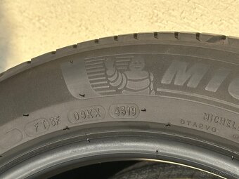 215/55 R17 98W XL letné MICHELIN - 4