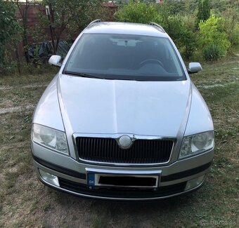 Škoda Octavia Combi 2 1.9TDI 77KW Elegance - 4