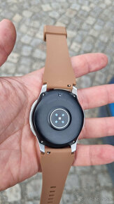 Samsung Galaxy Watch 46mm - zachovalé, s nabkou - 4