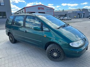 Volkswagen Sharan 1.9 TDi 7miest - 4