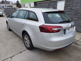 Predám OPEL Insignia Sports Tourer SW - 4