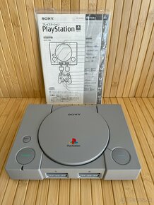 Predám Sony Playstation 1 SCPH-7000 Japonská Verzia - 4