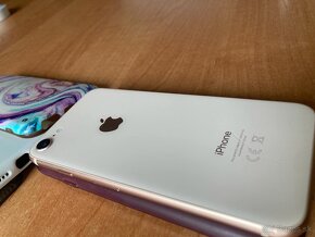 iPhone 8 Rosé Gold 128GB - 4