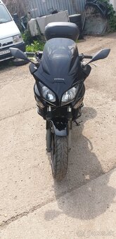 Honda CBF1000 - 4