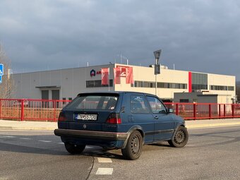 Volkswagen Golf 300 hp - 4