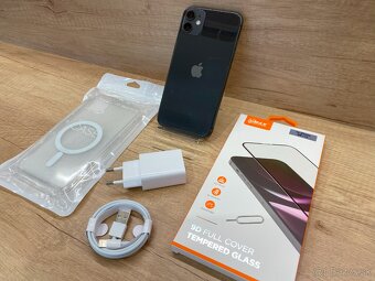 iPhone 11 black (97%) - v záruke, super cena - 4