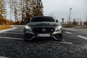 Mercedes Benz E 63 AMG 4-MATIC+ - 4